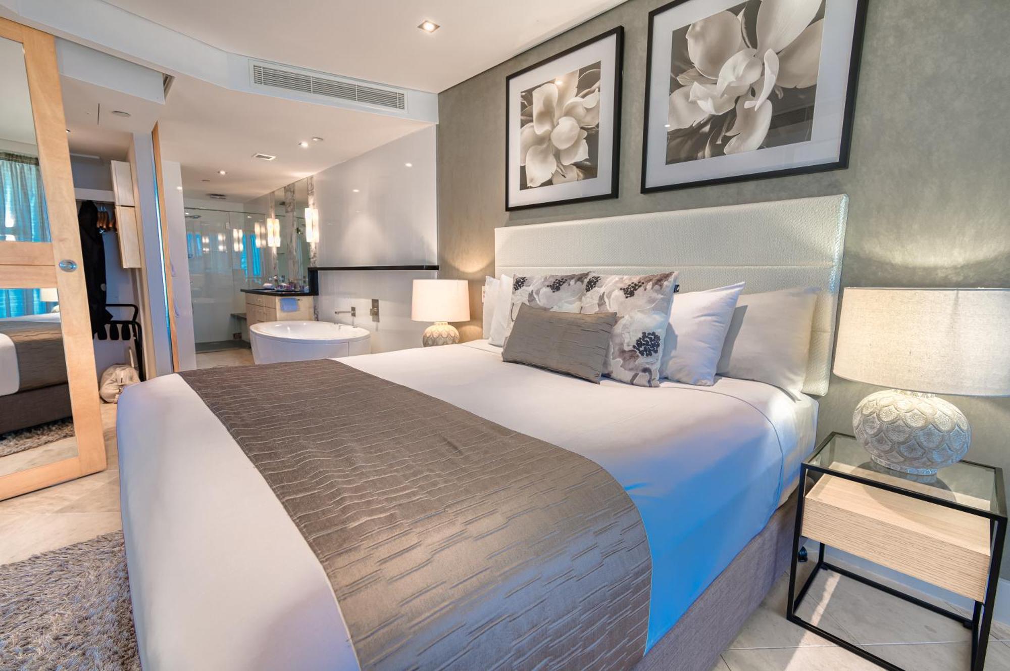 Oceans Mooloolaba Hotel Buitenkant foto